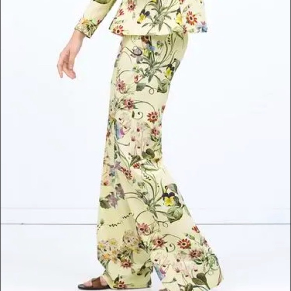 Zara Florar Print Pants